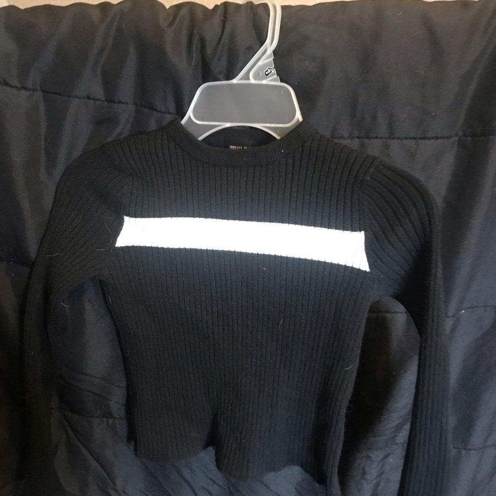 Girls sweater crop top